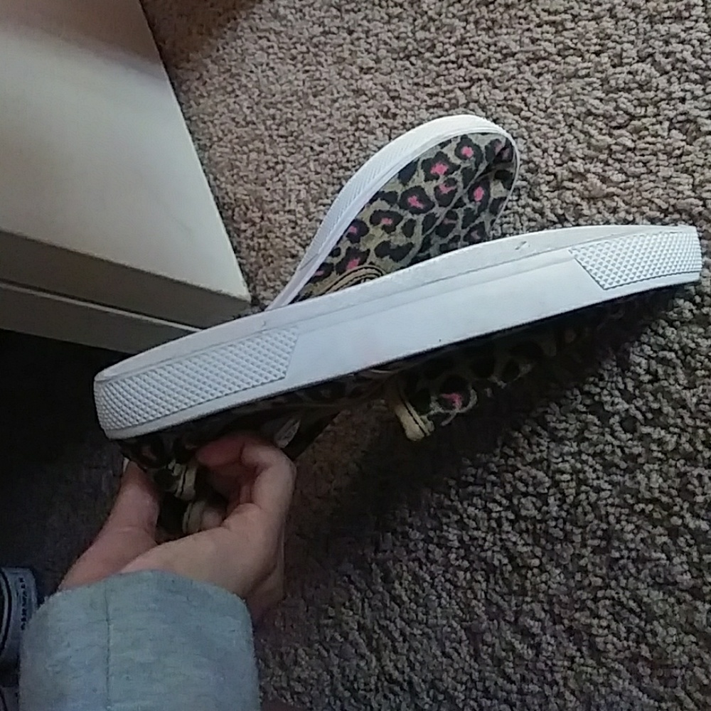 Shose - Picture 4 of 4